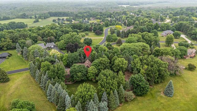 63 CRESTVIEW DRIVE, Hortonville, WI 54844