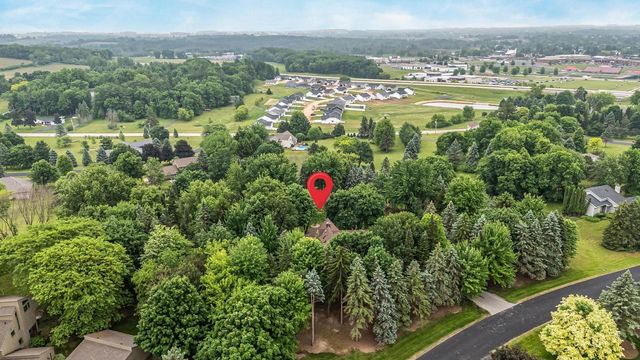 63 CRESTVIEW DRIVE, Hortonville, WI 54844