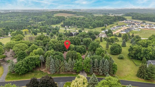 63 CRESTVIEW DRIVE, Hortonville, WI 54844