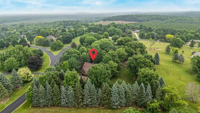 63 CRESTVIEW DRIVE, Hortonville, WI 54844
