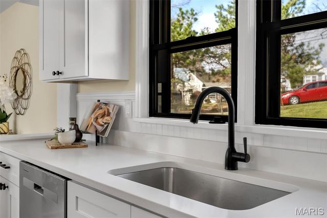 1370 Mobile Court, St Louis, MO 63139