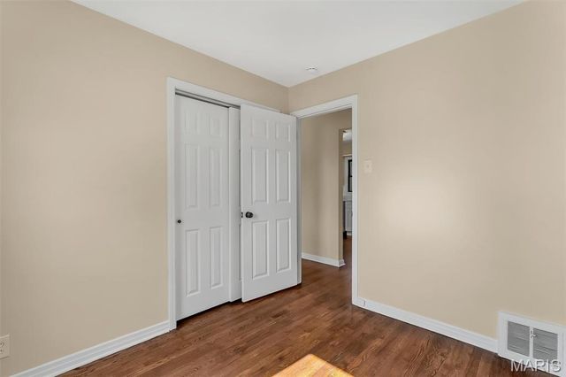 1370 Mobile Court, St Louis, MO 63139