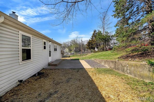 1370 Mobile Court, St Louis, MO 63139