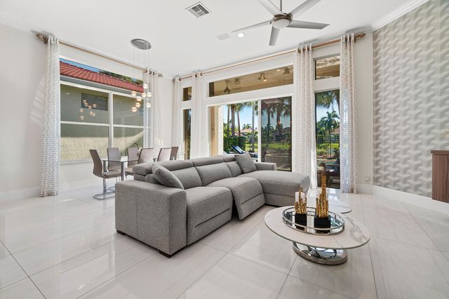 15872 Double Eagle Trail, Delray Beach, FL 33446