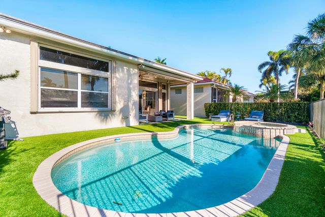 15872 Double Eagle Trail, Delray Beach, FL 33446
