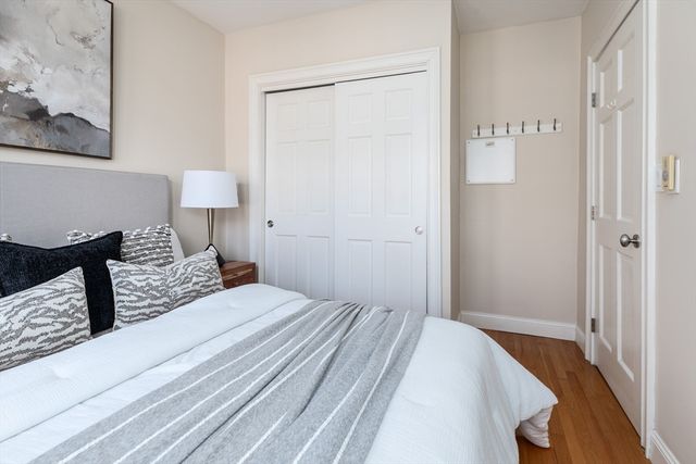 76 W Cedar St 4F, Boston, MA 02114