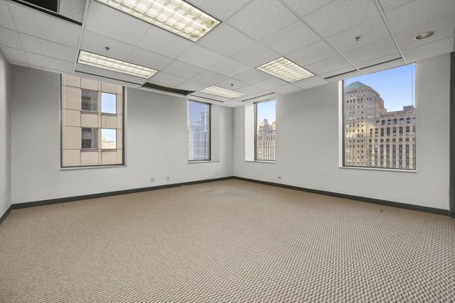 211 W Wacker Drive 1610, Chicago, IL 60606