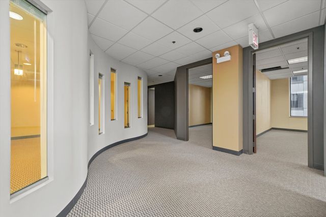 211 W Wacker Drive 1610, Chicago, IL 60606