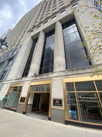 211 W Wacker Drive 1610, Chicago, IL 60606