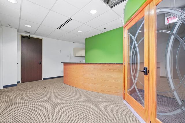 211 W Wacker Drive 1610, Chicago, IL 60606