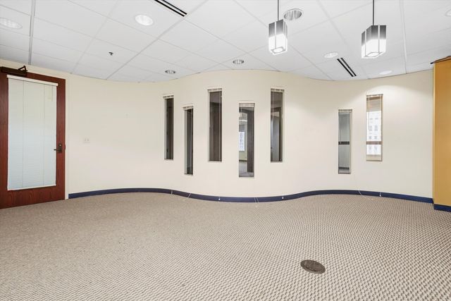 211 W Wacker Drive 1610, Chicago, IL 60606