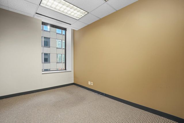 211 W Wacker Drive 1610, Chicago, IL 60606