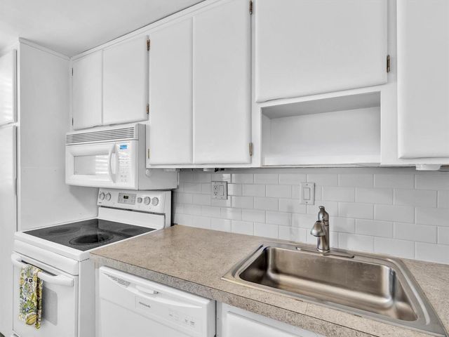 4500 S Ocean Boulevard 505, South Palm Beach, FL 33480