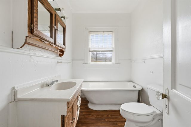 2012 N 5th Street, Waco, TX 76708