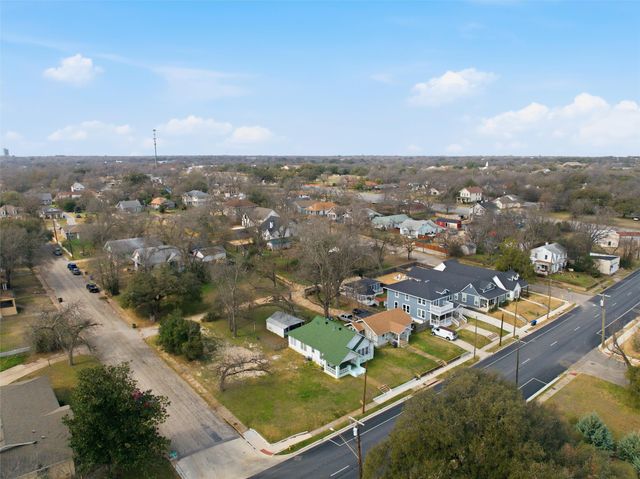 2012 N 5th Street, Waco, TX 76708