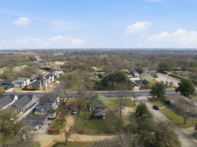 2012 N 5th Street, Waco, TX 76708