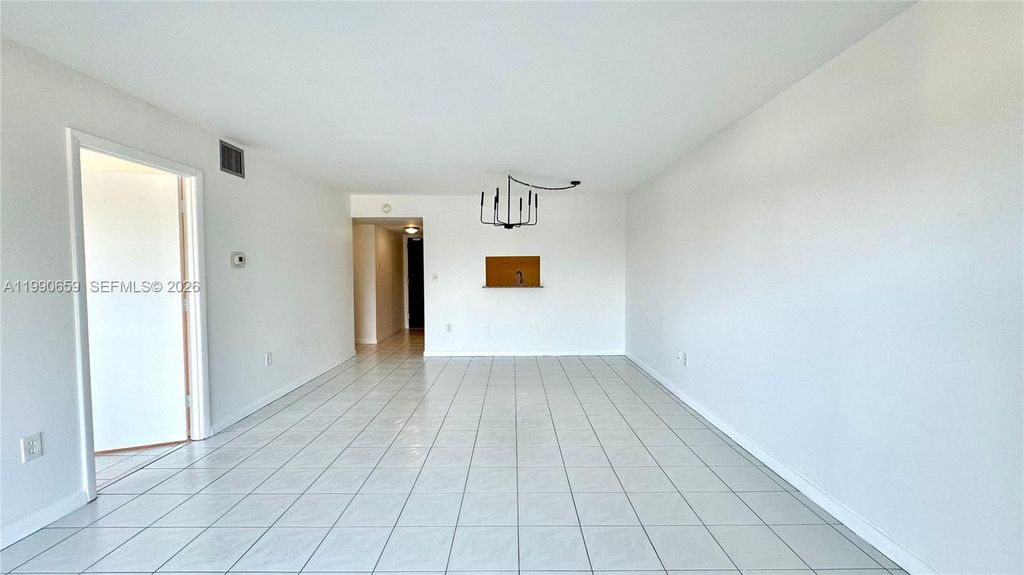 130 S Shore Dr 4B, Miami Beach, FL 33141