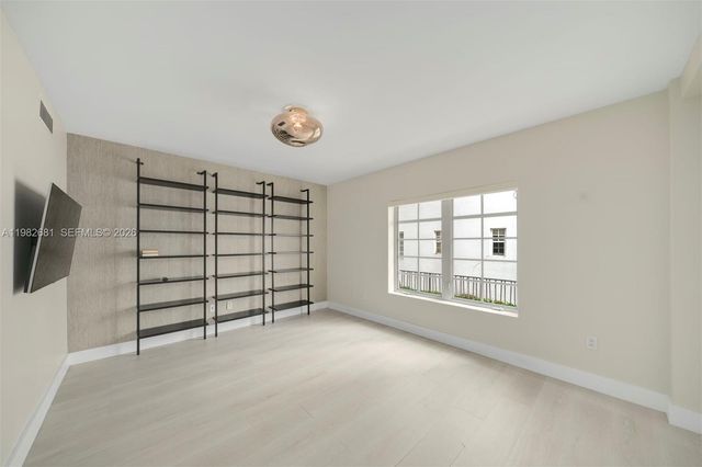 435 21st St 103, Miami Beach, FL 33139