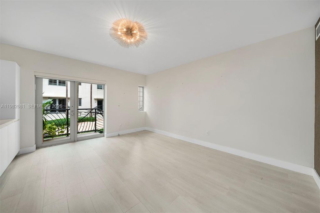 435 21st St 103, Miami Beach, FL 33139