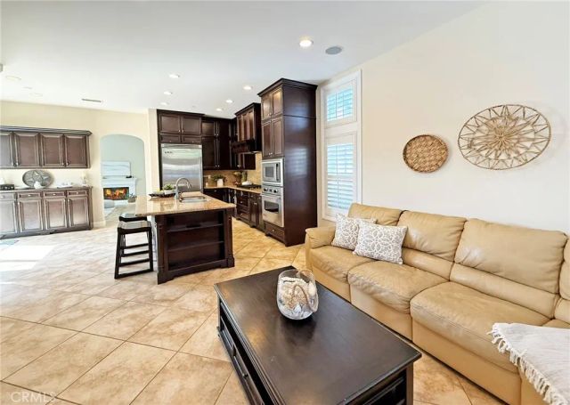 17272 Tidalridge Lane, Huntington Beach, CA 92649