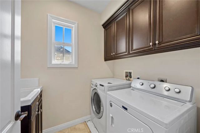 17272 Tidalridge Lane, Huntington Beach, CA 92649