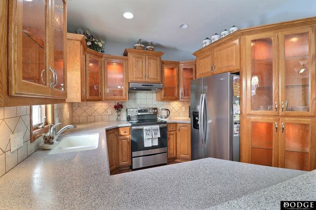 951 Abbey Lane, Fremont, NE 68025