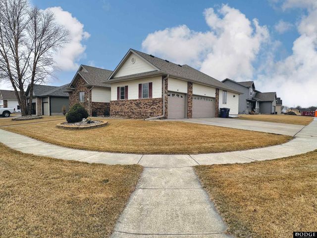 951 Abbey Lane, Fremont, NE 68025