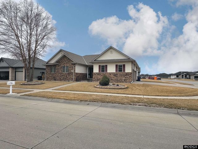 951 Abbey Lane, Fremont, NE 68025