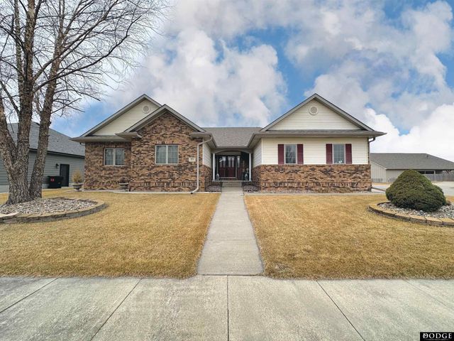 951 Abbey Lane, Fremont, NE 68025