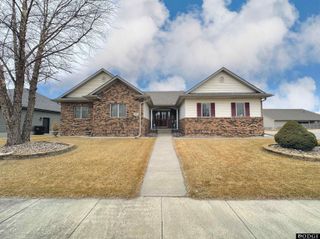 951 Abbey Lane, Fremont, NE 68025