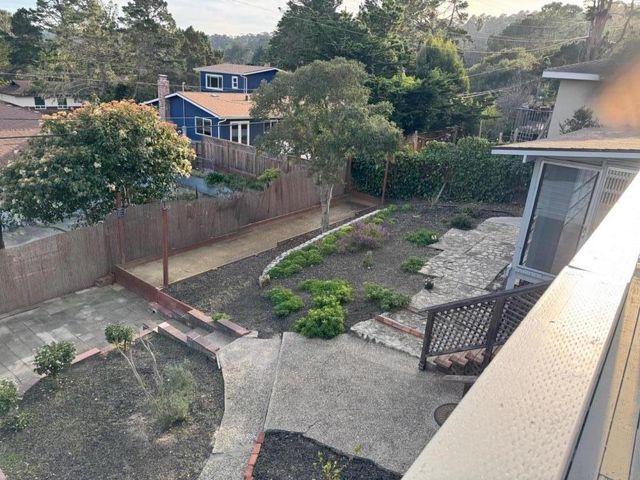 11 Pinehill Way, Monterey, CA 93940