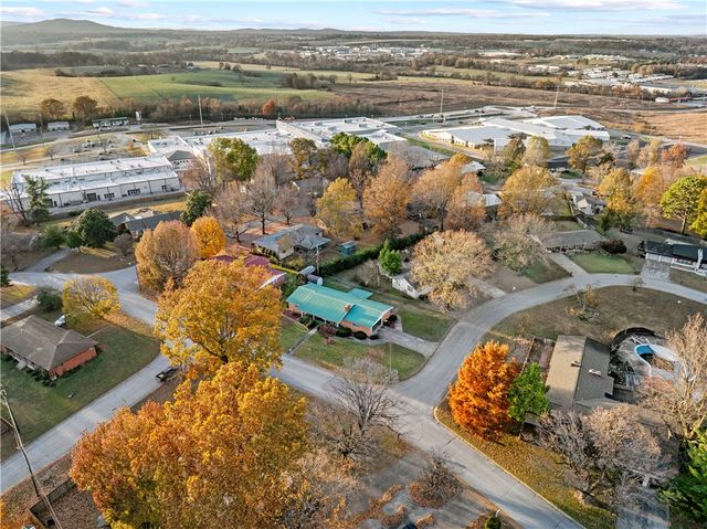 503 Skyline Drive, Harrison, AR 72601