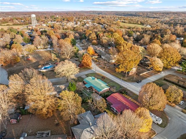 503 Skyline Drive, Harrison, AR 72601