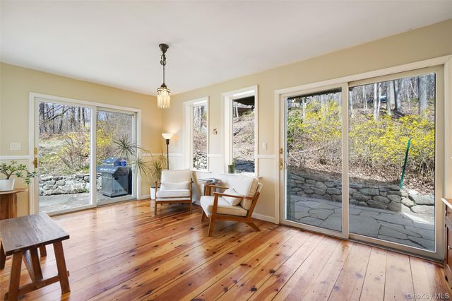 101 Hustis Road, Cold Spring, NY 10516