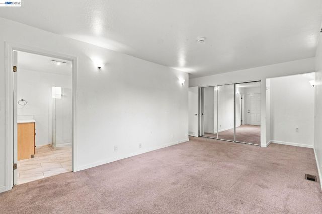 1210 Highland Blvd, Hayward, CA 94542
