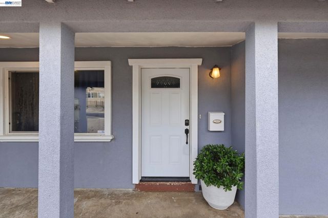 1210 Highland Blvd, Hayward, CA 94542