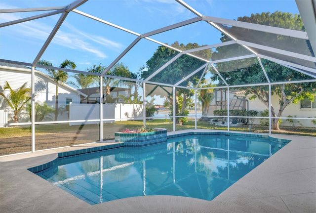 4851 WOOD POINTE WAY, Sarasota, FL 34233