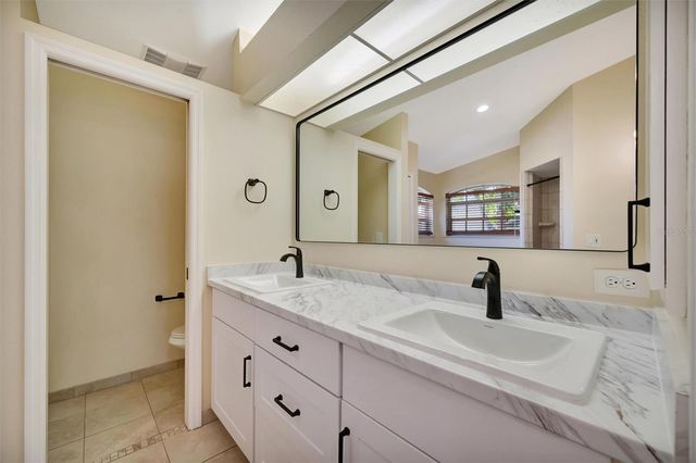 4851 WOOD POINTE WAY, Sarasota, FL 34233