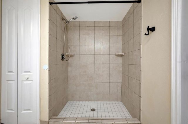 4851 WOOD POINTE WAY, Sarasota, FL 34233