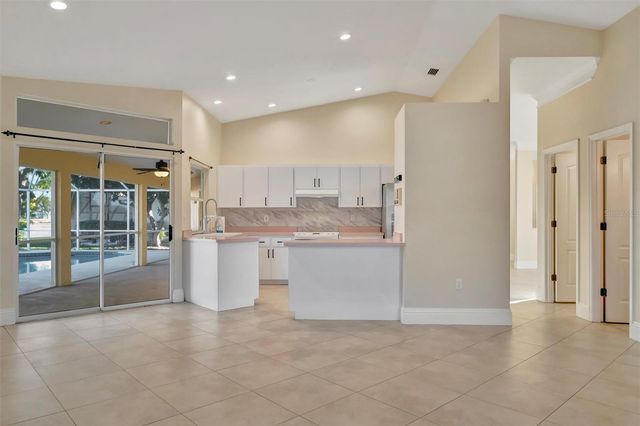 4851 WOOD POINTE WAY, Sarasota, FL 34233