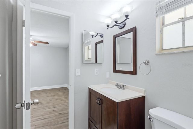 5058 SILK OAK DRIVE, Sarasota, FL 34232