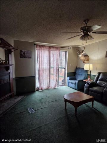 300 Casey Road, Farmington, MO 63640