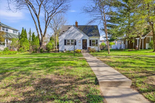 5912 Goodrich Avenue, Saint Louis Park, MN 55416