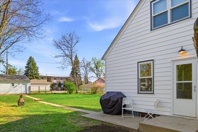 5912 Goodrich Avenue, Saint Louis Park, MN 55416