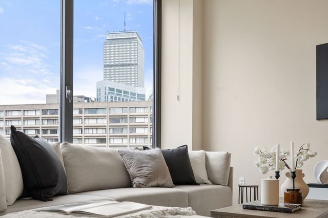 43 Westland Ave 509, Boston, MA 02115