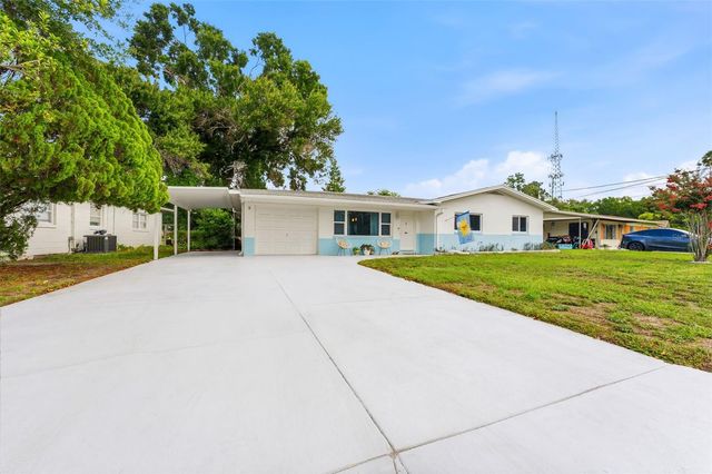 2111 W MINNEHAHA STREET, Tampa, FL 33604