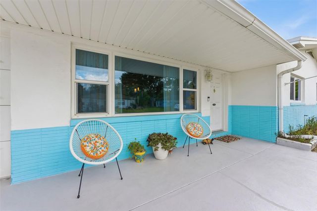 2111 W MINNEHAHA STREET, Tampa, FL 33604