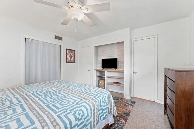 2111 W MINNEHAHA STREET, Tampa, FL 33604