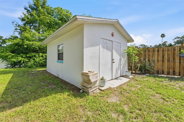 2111 W MINNEHAHA STREET, Tampa, FL 33604