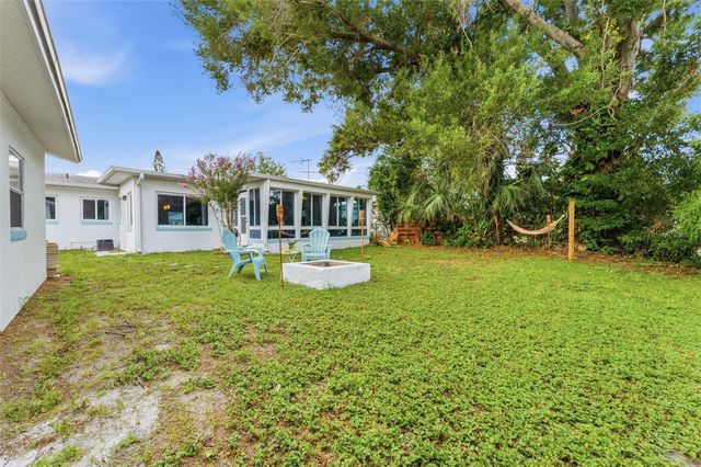 2111 W MINNEHAHA STREET, Tampa, FL 33604